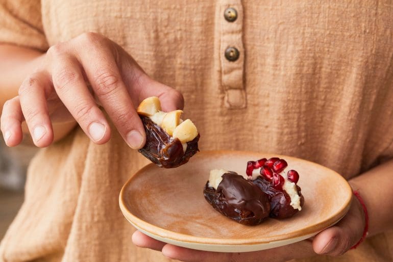 Macadamia butter and dates