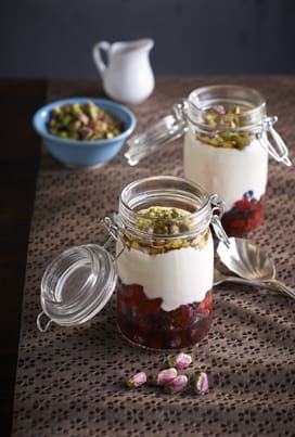 Nuts for Life - Berries with pistachio yoghurt compote