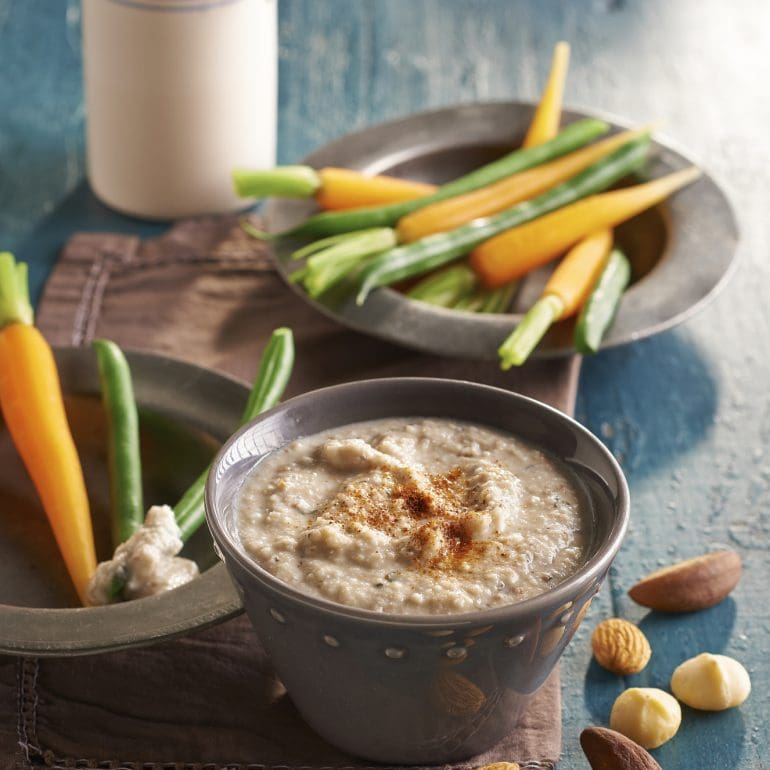 Nuts for Life - Whitebean and roasted nut dip