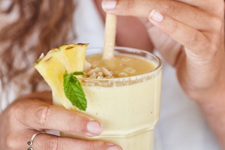 Macadamia tropical breeze smoothie recipe