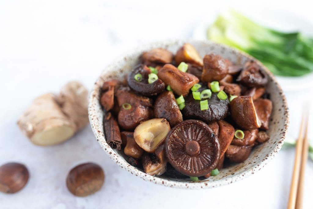 Nut for Life - Braised chicken with chestnuts