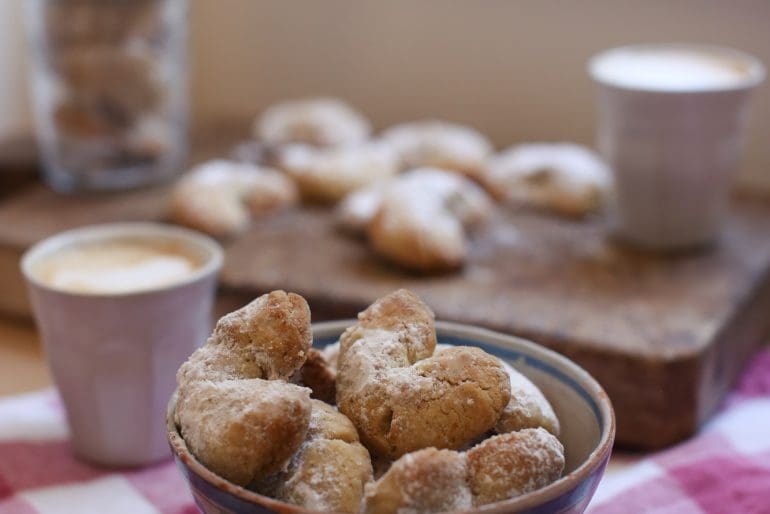 Nuts for Life - Walnut crescents